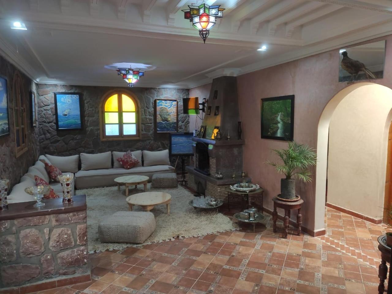 אוריקה Auberge Laurier Rose מראה חיצוני תמונה